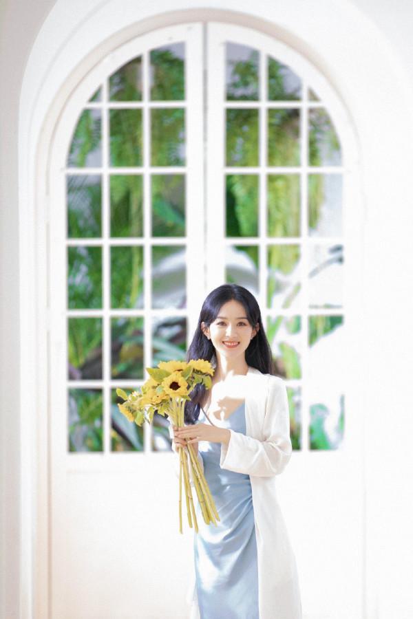 趙麗穎離婚後氣質大變,新年第一套寫真超美,溫婉居家舒適感很強 趙麗穎離婚後氣質大變,新年第一套寫真超美,溫婉居家舒適感很強