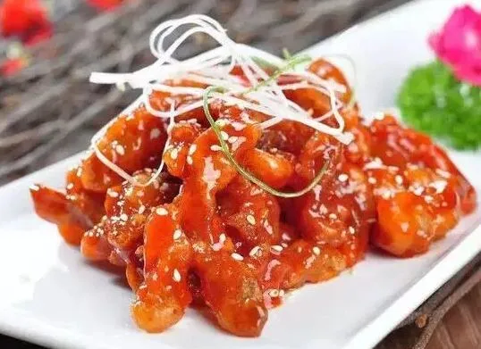 糖醋里脊用這方法簡單還好吃，在家照著做，大人孩子都愛吃