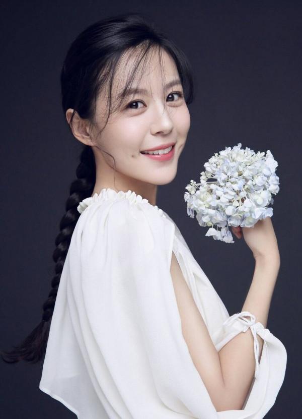 轉型網紅直播的10個女明星,各有各的故事,看看都有誰 轉型網紅直播的10個女明星,各有各的故事,看看都有誰