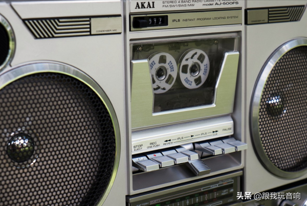 雅佳 AKAI AJ-500FS 4波段收音機，單卡帶四喇叭收錄機音響