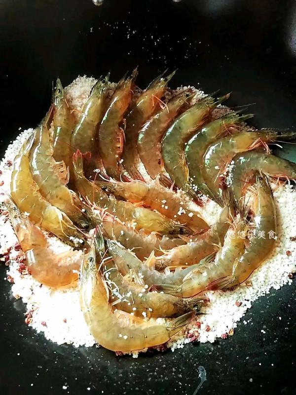 鹽焗蝦又幹又柴？注意這123點，蝦嫩又鮮香入味，蝦殼特別好剝開