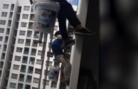 驚魂一刻：泰國女子割斷油漆工安全繩 致2人懸在26層高空