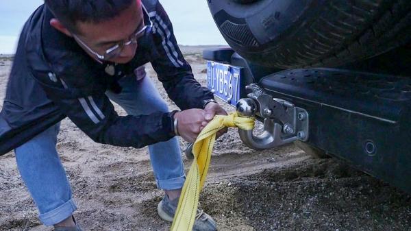 坦克300環青海Day2:體驗水天一線的“雙湖”,小柴旦救援BJ40! 坦克300環青海Day2:體驗水天一線的“雙湖”,小柴旦救援BJ40!