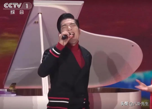 5位港臺明星參加春晚聯排：陳妍希背8萬包包，71歲譚詠麟自搬行李