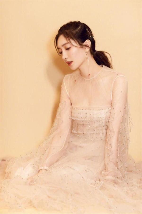 江疏影是什麼神仙顏值,穿裸色紗裙美出天際,連未修圖都讓人驚豔 江疏影是什麼神仙顏值,穿裸色紗裙美出天際,連未修圖都讓人驚豔