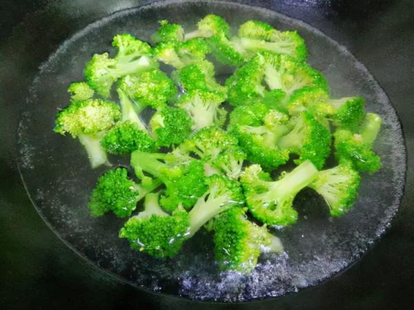 20年廚師教你如何製作紅燒獅子頭，越吃越有味