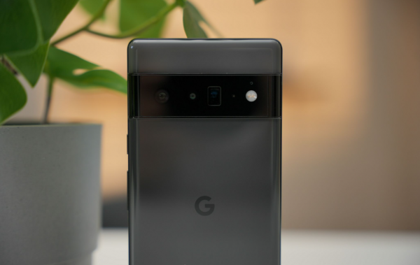 外媒2021智慧手機評選榜單出爐：第一不是蘋果，榜上沒有國產機型