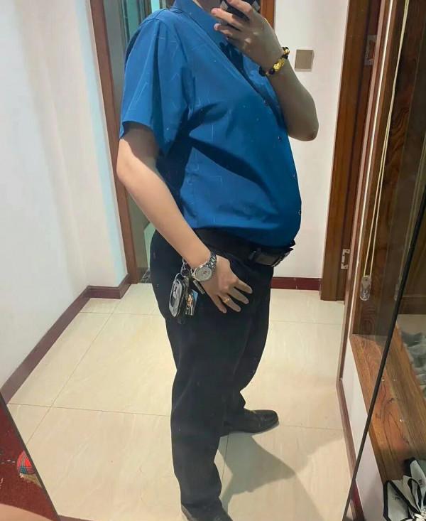 當孕婦穿上中年男裝,竟然毫無違和感 當孕婦穿上中年男裝,竟然毫無違和感