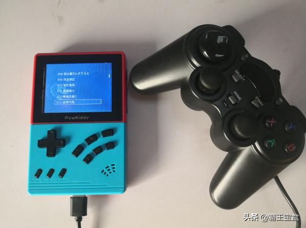 評測報告丨廉價不低質的國產雙人街機掌機：霸王寶盒V2，確實不錯