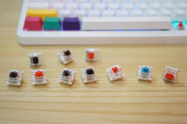 鍵盤可以這樣玩，怪不得這麼多男人入坑！黑爵可換軸鍵盤如何？