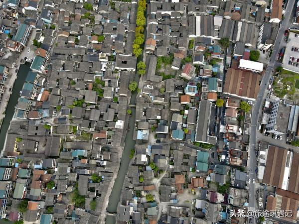 一年出門10個月縱橫30000公里，倆人一車要花多少錢？你能猜到嗎