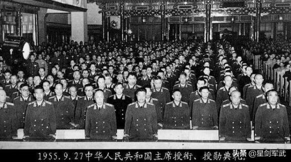 朱德位列十大元帥之首，授銜編號卻是004，毛主席將001號給了誰？