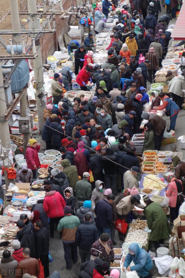 我們家鄉的集市 我們家鄉的集市