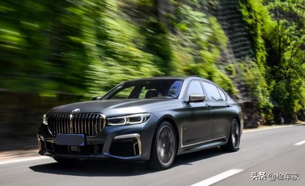 200萬買輛寶馬7系，驗車現場差點兒翻車，嚇得魂兒都出來了