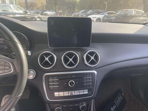 16萬買個車標玩兒？官方認證賓士GLA200，銷售原話：這車沒修過