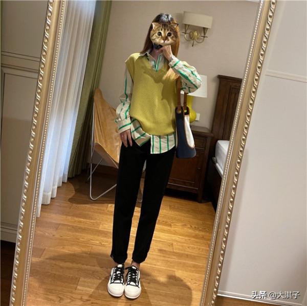 滿滿的青春氛圍感，春，秋，冬，三季很神奇的百搭單品，