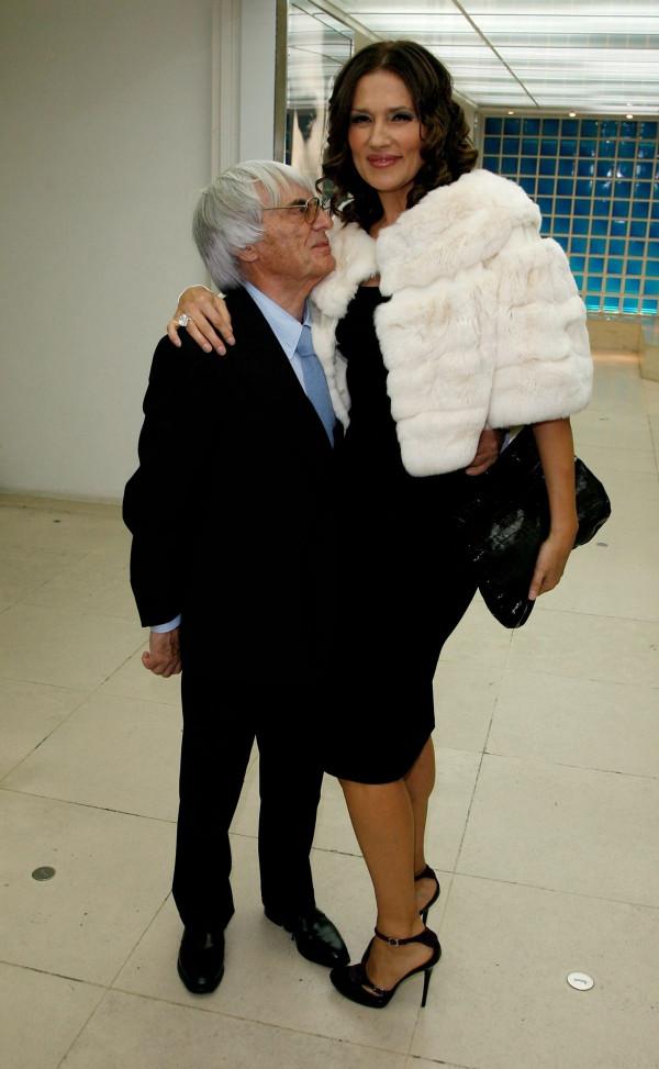 英國“矮子富豪”：身高1米59，82歲娶35歲超模，90歲喜提長子