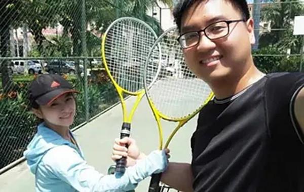 她在汶川地震中喪女失腿,6年後再嫁華裔學霸,今兒女雙全很幸福 她在汶川地震中喪女失腿,6年後再嫁華裔學霸,今兒女雙全很幸福