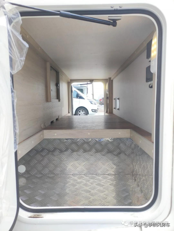 “大而全”滿足多人口家庭需求 | 亞特尊領ST21雙拓展+豐富水電配置 “大而全”滿足多人口家庭需求 | 亞特尊領ST21雙拓展+豐富水電配置