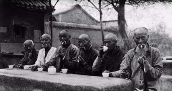 八旗子弟今何在?和珅後人在黑龍江種地,現在仍保留先祖傳統 八旗子弟今何在?和珅後人在黑龍江種地,現在仍保留先祖傳統