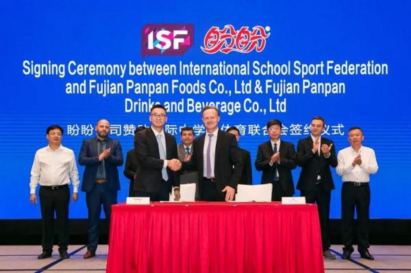 福建“90後企二代”嶄露頭角：26歲當上總經理，集團年營收76億