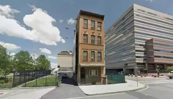 日本頂級釘子戶,拒絕10億搬遷款,只想住在機場裡 日本頂級釘子戶,拒絕10億搬遷款,只想住在機場裡