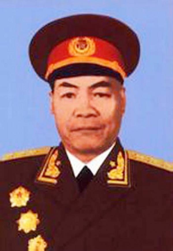 1955年授銜時，總參謀部各位負責人都是誰？被授予什麼軍銜？