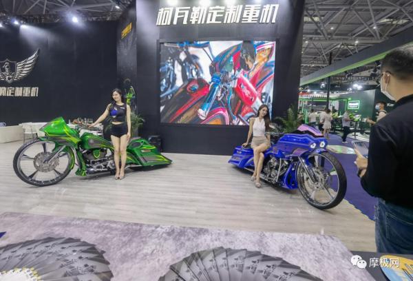 「現場圖」柯瓦勒重機攜多款車型亮相重慶摩博會