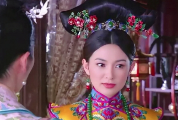 憑什麼四貝勒皇太極當選皇位？前面三位貝勒是怎樣服氣的？