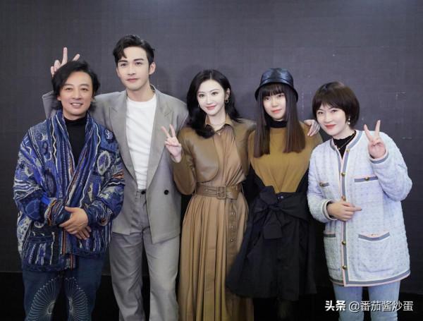 《嫣語賦》被指照搬小糊劇的造型,知名造型師李萌親自發聲 《嫣語賦》被指照搬小糊劇的造型,知名造型師李萌親自發聲