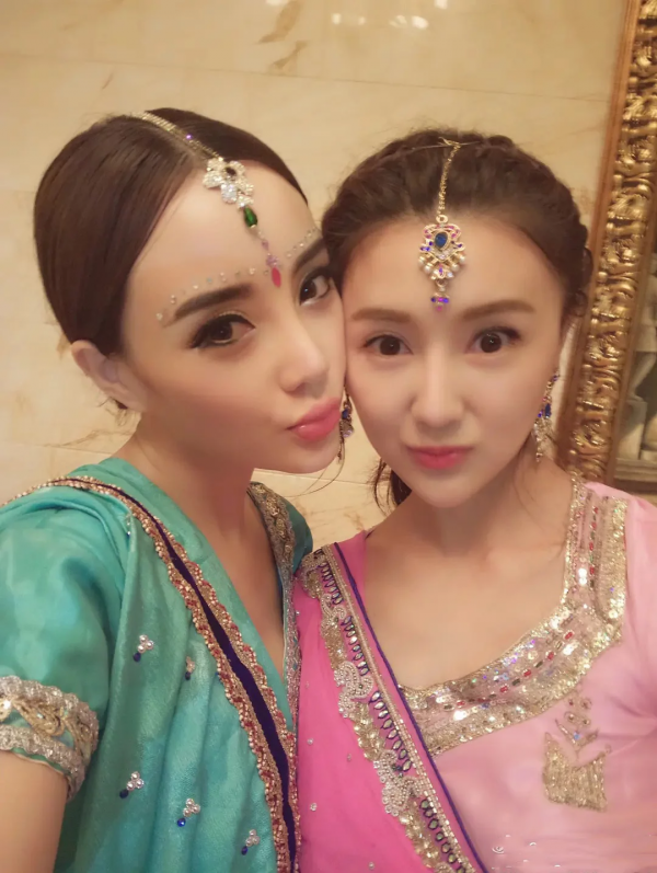 這些女星明明很美還是變了臉張檬哭訴後悔整容,薛佳凝顏值崩塌 這些女星明明很美還是變了臉張檬哭訴後悔整容,薛佳凝顏值崩塌