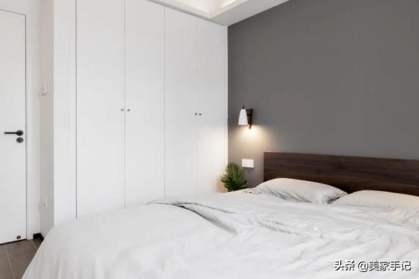 越來越多人捨棄客廳,不買茶几,或許只有嘗試過,才知道有多爽 越來越多人捨棄客廳,不買茶几,或許只有嘗試過,才知道有多爽