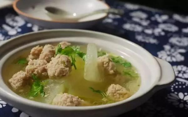 教你家常美味的排骨肉丸湯,營養方法又能解饞,最後連湯汁都不剩 教你家常美味的排骨肉丸湯,營養方法又能解饞,最後連湯汁都不剩