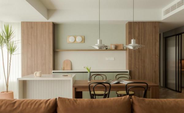 全屋重新打滿櫃子,櫃門當牆飾,精裝“教科書式”改造透著高階感 全屋重新打滿櫃子,櫃門當牆飾,精裝“教科書式”改造透著高階感