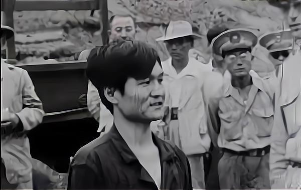 抗美援朝時，韓軍被打得那麼慘，為何少有人大規模向志願軍投降？