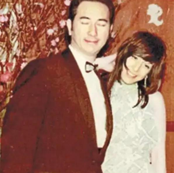 賭王長女何超英：從“最美千金”到“精神失常”，是誰害了她？