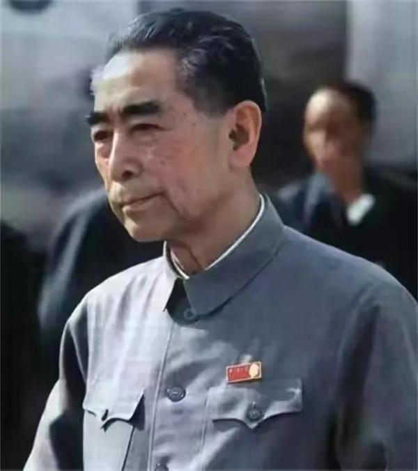 《深切緬懷敬愛的周總理》圖文&sol;焦全平