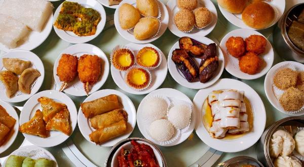 中華美食活地圖！72歲老人吃遍美國近8000家中餐，以美食尋根