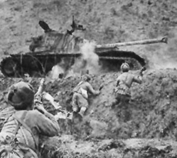 長津湖戰役的神進攻，六連輕鬆擊潰7輛坦克，經驗一直延續到現在