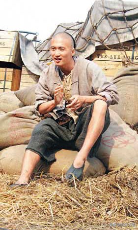 《十月圍城》一部湊夠了29位明星出演，只可惜梅豔芳張國榮去世