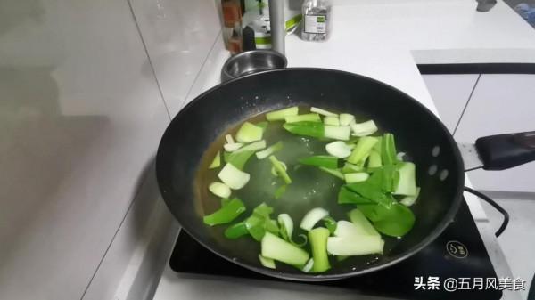 炒蔬菜掌握這些要點,翠綠不變色,脆嫩不出水,炒不好您讓我哭會 炒蔬菜掌握這些要點,翠綠不變色,脆嫩不出水,炒不好您讓我哭會