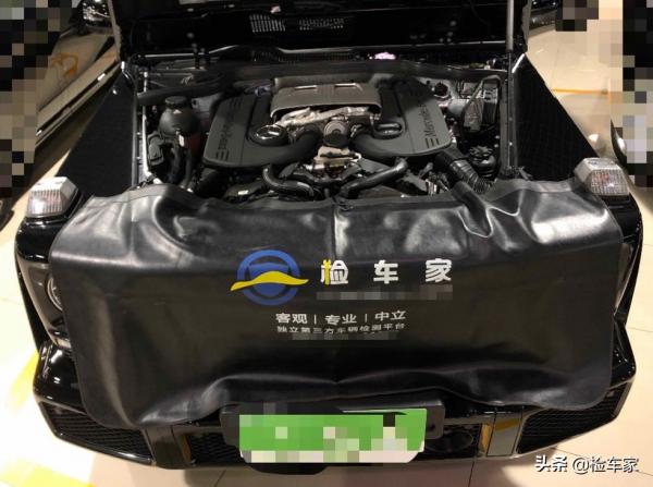 身高不夠氣場來湊，小姐姐花140萬買輛賓士大G，賣家：我大意了