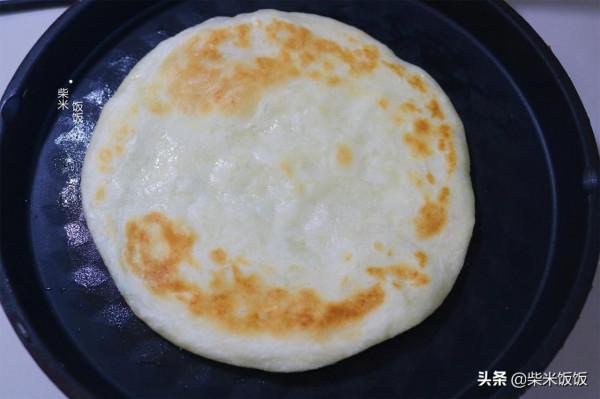 晚上揉發麵，早上來烙餅，做法簡單又省事，層層香軟更好吃