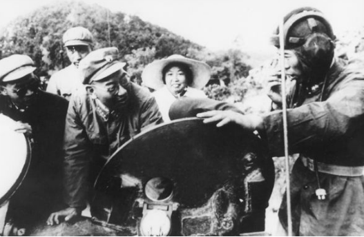 毛主席和許光達相交31年，得知許光達病逝後，毛主席作出20字批示