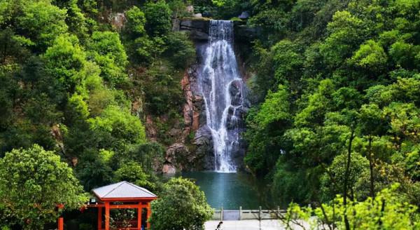 郴州有個縣，名字源於神農氏，是湖南最小的縣，來過的人卻不想走