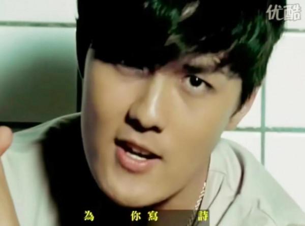 華流歌手吳克群：狂懟王力宏“崇洋媚外”，給相戀4年的前任買房