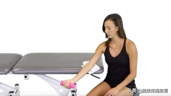 改善肘關節活動度的四個練習