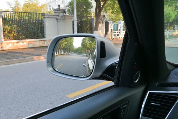 零百5秒出頭的全能好手,二手奧迪SQ5不好惹 零百5秒出頭的全能好手,二手奧迪SQ5不好惹