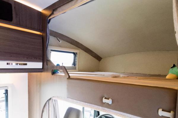 白鯨系列最受歡迎的佈局方式,究竟好在哪?賽德白鯨縱床版房車 白鯨系列最受歡迎的佈局方式,究竟好在哪?賽德白鯨縱床版房車