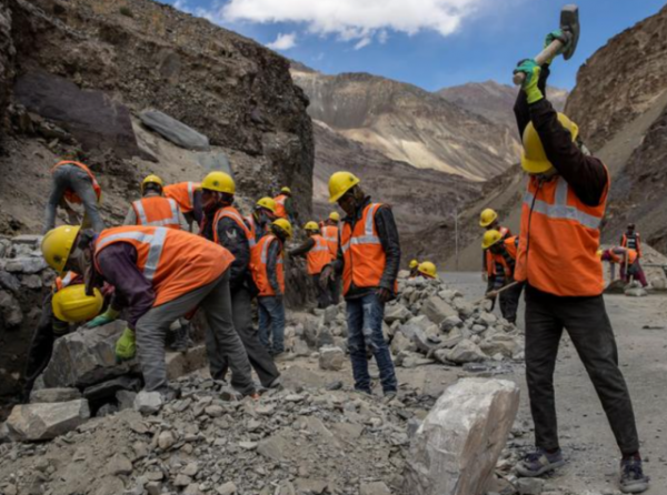 印度在中國藏南地區大搞軍事活動，還專門研發軟體識別解放軍軍官